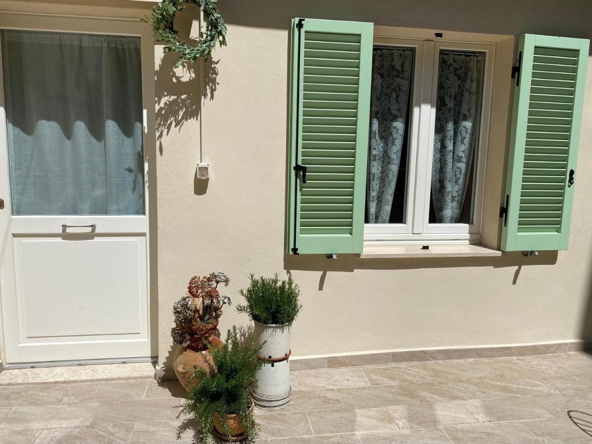 App. Con Terrazza Panoramica In Centro-Montefalco Eksteriør bilde